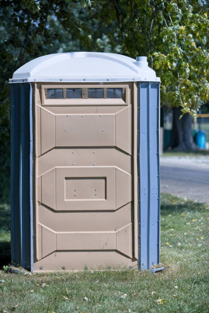 Best Porta potty rental near me  in Andusia, AL